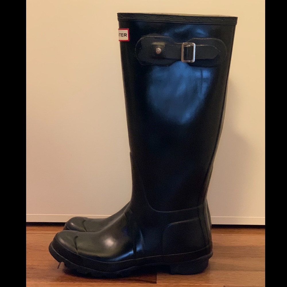 Hunter Original tall matte black rain boots